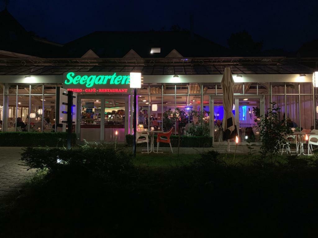 Hotel Seegarten Gmbh Barmstedt Exterior photo